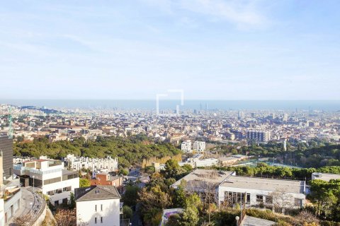 Villa i Barcelona, Spanien 6 sovrum, 669 kvm. Nr. 194310