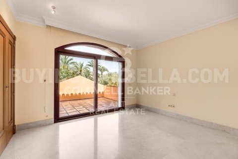 Huvila myytävänä Marbella, Malaga, Espanja, 5 makuuhuonetta, 992 m2 No. 158817 - kuva 13