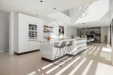 Willa w Benahavis, Malaga, Hiszpania 5 sypialni, 407 mkw. nr 158815 – zdjęcie 5