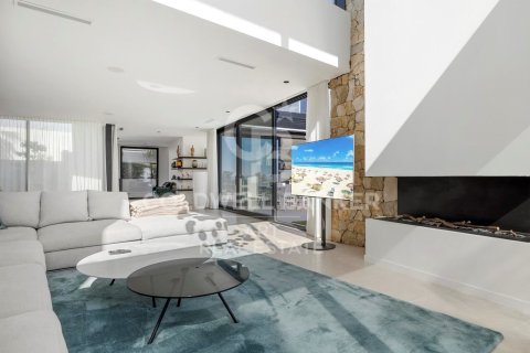 Willa w Benahavis, Malaga, Hiszpania 5 sypialni, 407 mkw. nr 158815 – zdjęcie 3