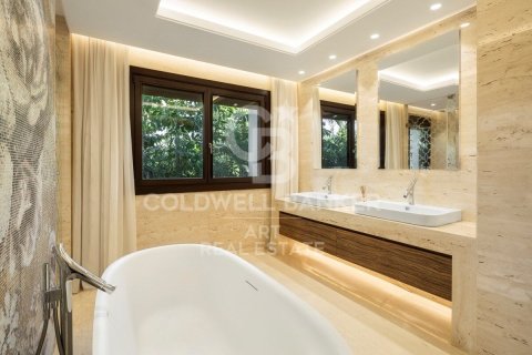 Huvila myytävänä Marbella, Malaga, Espanja, 6 makuuhuonetta, 1023 m2 No. 158818 - kuva 12