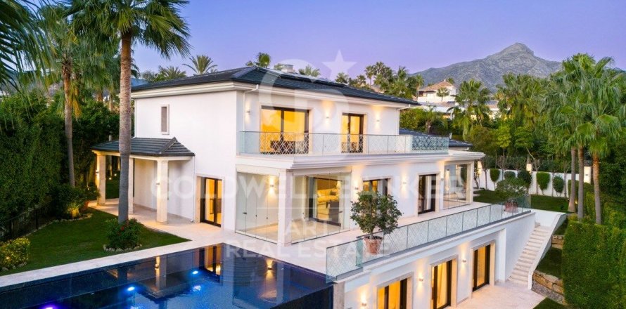 Huvila Marbella, Malaga, Espanja 6 makuuhuonetta, 1023 m2 No. 158818