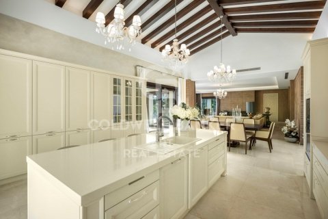 Huvila myytävänä Marbella, Malaga, Espanja, 6 makuuhuonetta, 1023 m2 No. 158818 - kuva 12