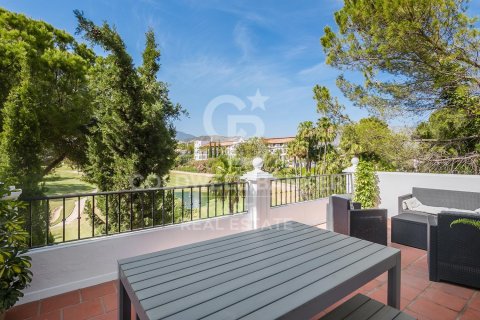 Casa adosada en venta en Benahavís, Málaga, España 4 dormitorios, 352 m2 No. 158819 - foto 8