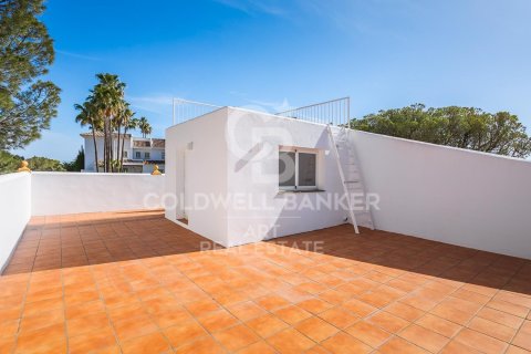 Casa adosada en venta en Benahavís, Málaga, España 4 dormitorios, 352 m2 No. 158819 - foto 17