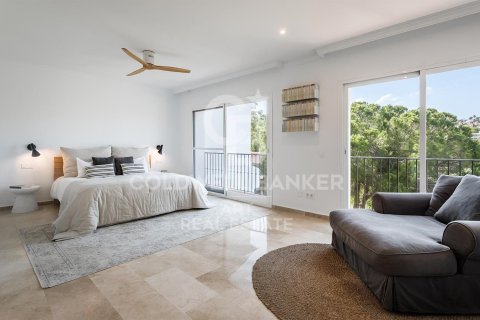 Casa adosada en venta en Benahavís, Málaga, España 4 dormitorios, 352 m2 No. 158819 - foto 11