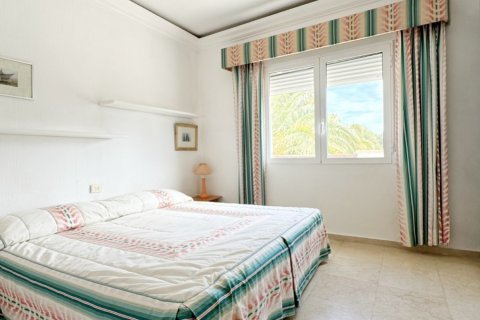 Villa in vendita Alicante, Spagna 7 camere da letto, 386 mq. N° 115192 - foto 22