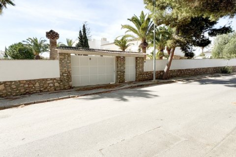 Villa in vendita Alicante, Spagna 7 camere da letto, 386 mq. N° 115192 - foto 1