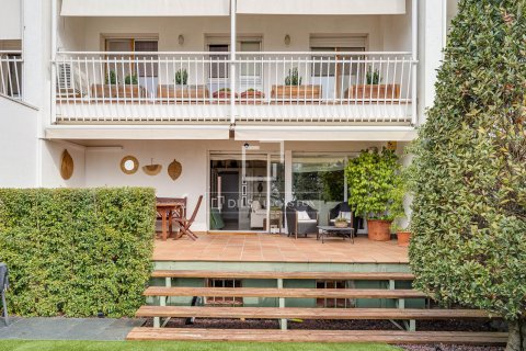 Villa for sale in Teia, Barcelona, Spain 4 bedrooms, 311 sq.m. No. 150257 - photo 16