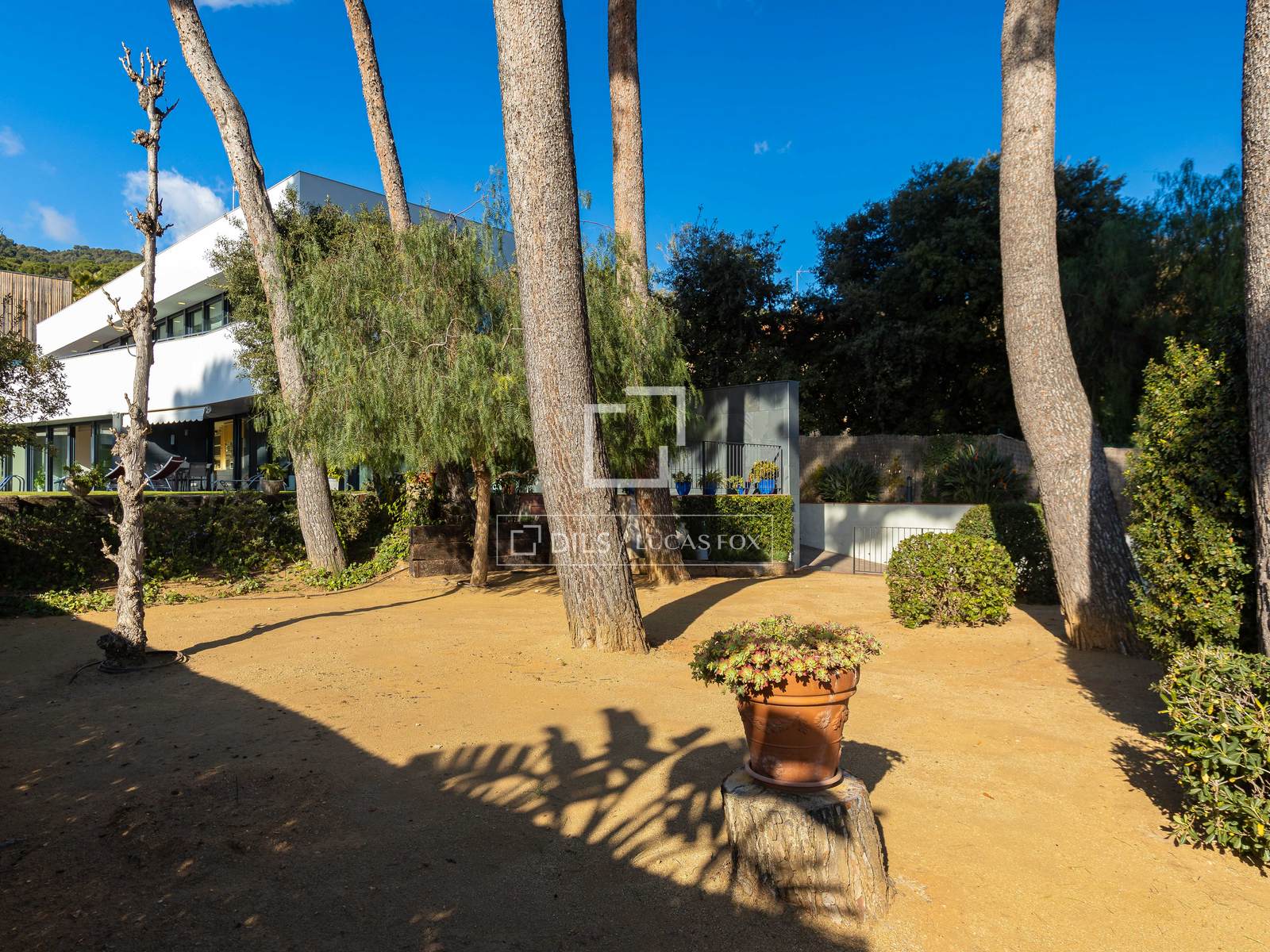 Villa a Premia De Dalt, Barcelona, Spagna 4 camere da letto, 485 mq. N° 150253
