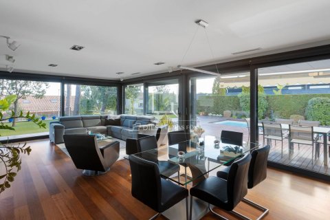 Villa for sale in Premia De Dalt, Barcelona, Spain 4 bedrooms, 485 sq.m. No. 150253 - photo 2