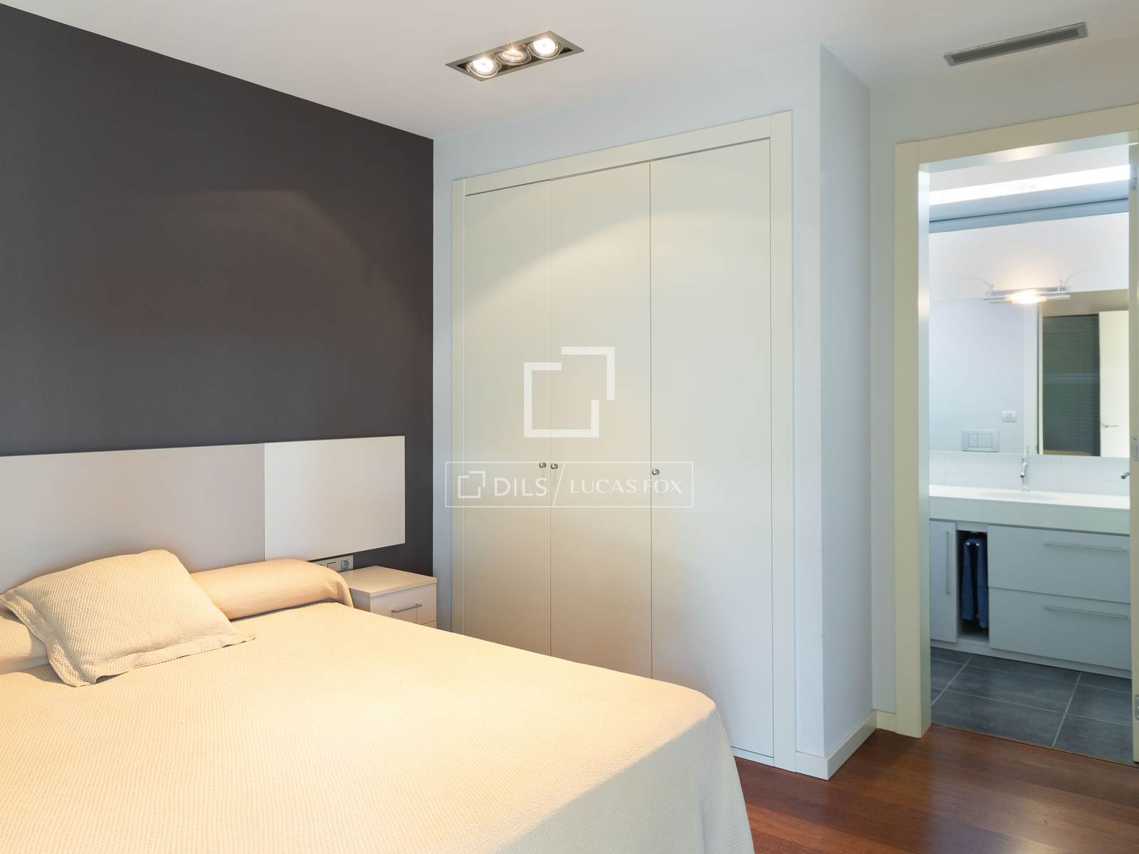 Villa a Premia De Dalt, Barcelona, Spagna 4 camere da letto, 485 mq. N° 150253