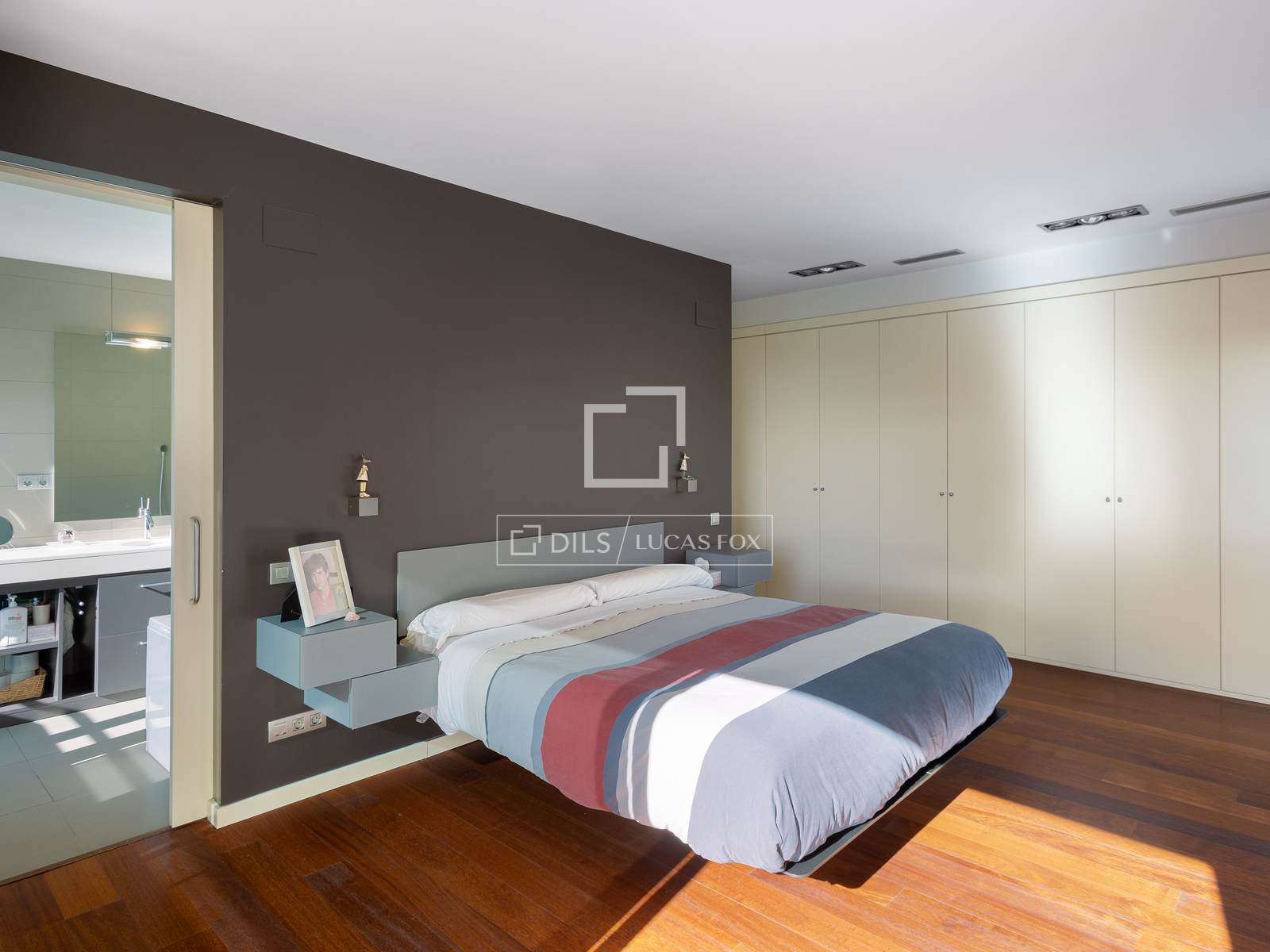 Villa a Premia De Dalt, Barcelona, Spagna 4 camere da letto, 485 mq. N° 150253