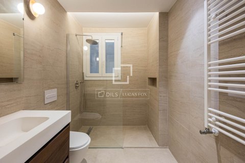 Huoneisto myytävänä Barcelona, Espanja, 3 makuuhuonetta, 100 m2 No. 150254 - kuva 9
