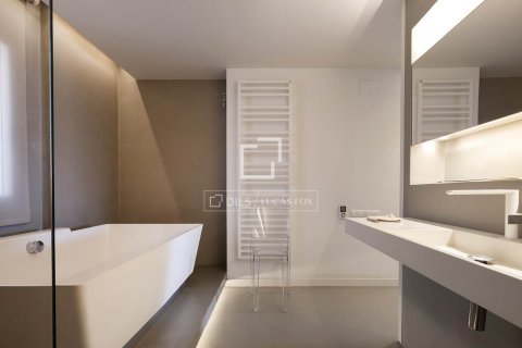 Wohnung zum Verkauf in Barcelona, Spanien 3 Schlafzimmer, 200 m2 Nr. 150256 - Foto 29