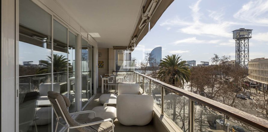 Huoneisto Barcelona, Espanja 3 makuuhuonetta, 200 m2 No. 150256
