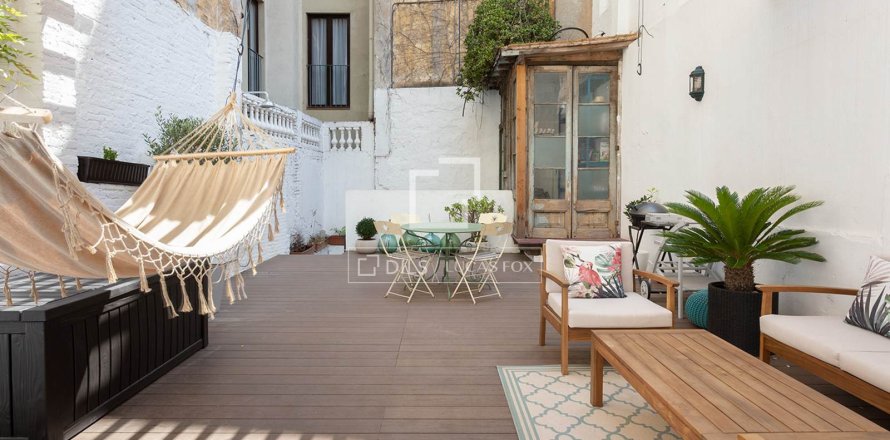 Apartamento en Barcelona, España 3 dormitorios, 174 m2 No. 150255