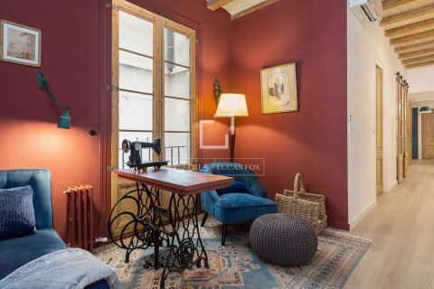 Apartamento en venta en Barcelona, España 3 dormitorios, 174 m2 No. 150255 - foto 4