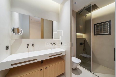 Huoneisto myytävänä Barcelona, Espanja, 3 makuuhuonetta, 144 m2 No. 150251 - kuva 26