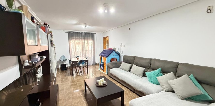 Apartment in Benijofar, Alicante, Spain 3 bedrooms, 120 sq.m. No. 189459