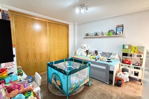 Apartment for sale in Benijofar, Alicante, Spain 3 bedrooms, 120 sq.m. No. 189459 - photo 11