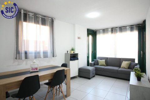 Huoneisto myytävänä Cheste, Valencia, Espanja, 3 makuuhuonetta, 84 m2 No. 149543 - kuva 6