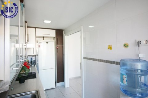 Huoneisto myytävänä Cheste, Valencia, Espanja, 3 makuuhuonetta, 84 m2 No. 149543 - kuva 9
