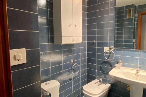 Huoneisto myytävänä Valencia, Espanja, 5 makuuhuonetta, 100 m2 No. 149542 - kuva 11