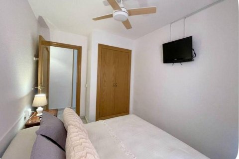 Продажа квартиры в Бенидорм, Аликанте, Испания 3 спальни, 90м2 №142713 - фото 13