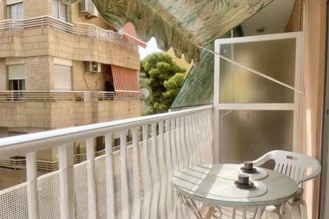 Продажа квартиры в Бенидорм, Аликанте, Испания 3 спальни, 90м2 №142713 - фото 7