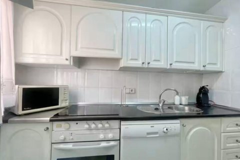 Продажа квартиры в Бенидорм, Аликанте, Испания 3 спальни, 90м2 №142713 - фото 11