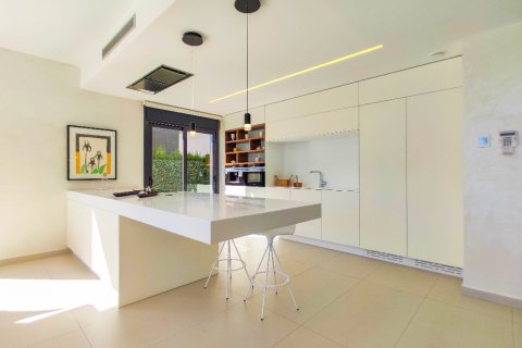 Willa w Dehesa De Campoamor, Alicante, Hiszpania 4 sypialnie, 197 mkw. nr 145515 – zdjęcie 11