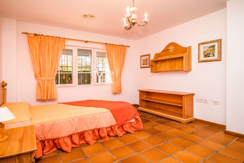 Villa zum Verkauf in Pilar de la Horadada, Alicante, Spanien 4 Schlafzimmer, 288 m2 Nr. 145517 - Foto 12