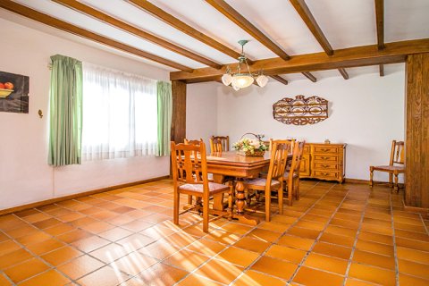 Villa zum Verkauf in Pilar de la Horadada, Alicante, Spanien 4 Schlafzimmer, 288 m2 Nr. 145517 - Foto 6