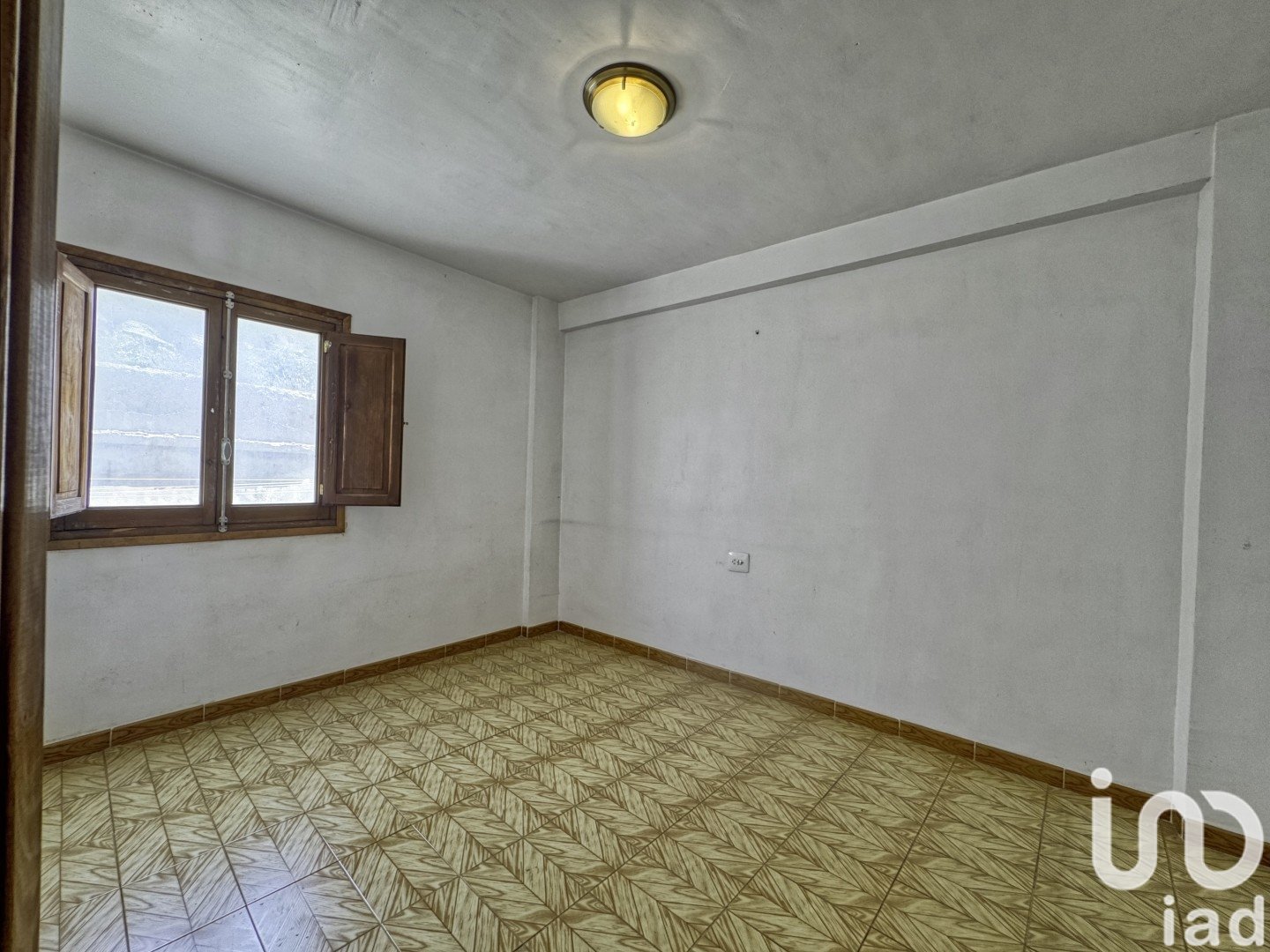 Townhouse in Teruel, Spain 7 bedrooms, 130 sq.m. No. 185828