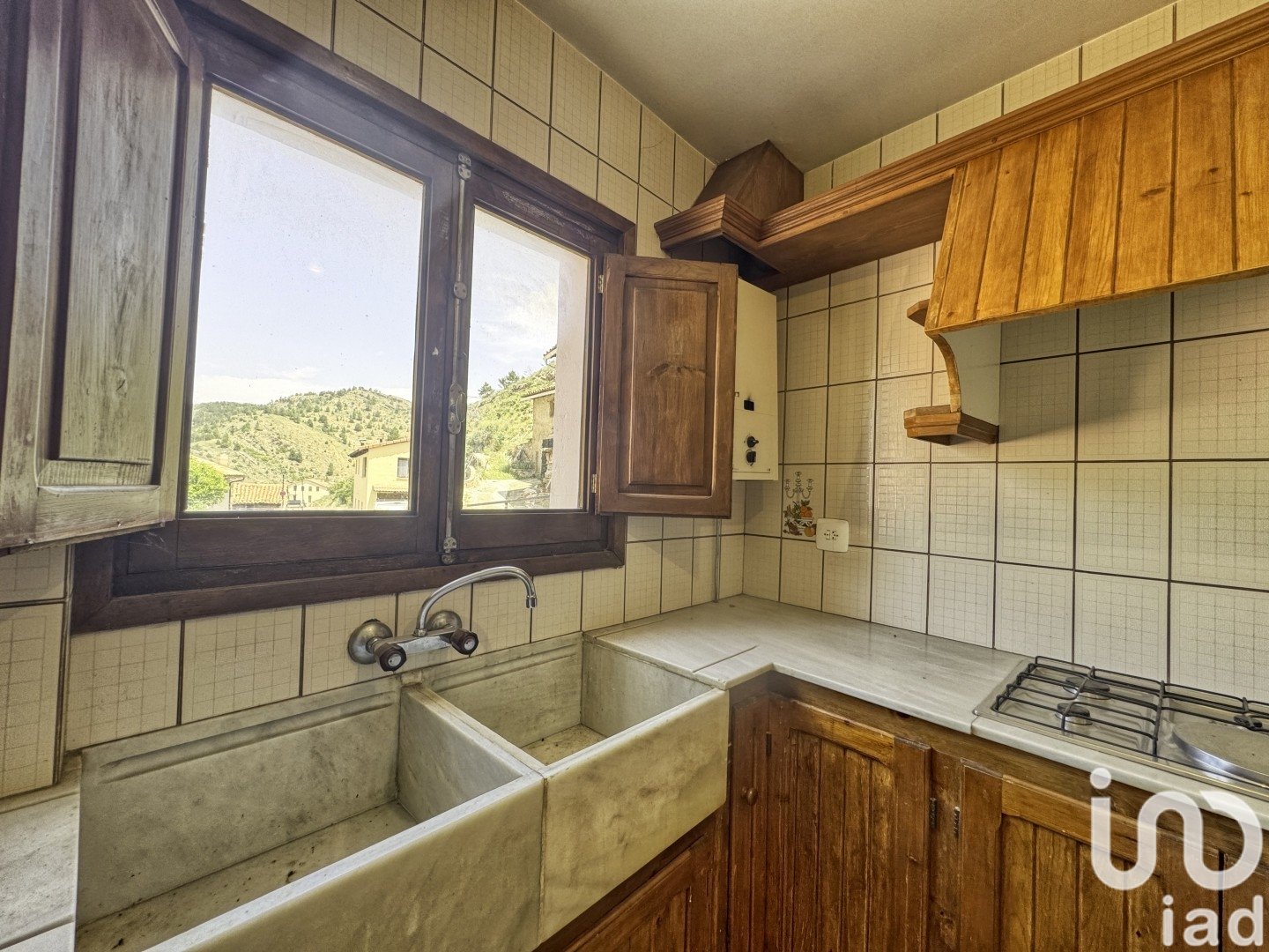Townhouse in Teruel, Spain 7 bedrooms, 130 sq.m. No. 185828