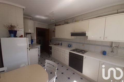 Продажа квартиры в Ла-Баньеса, Леон, Испания 4 спальни, 111м2 №185831 - фото 4