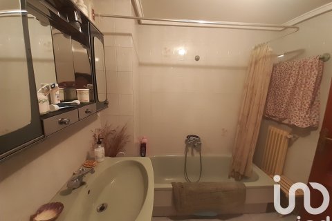 Продажа квартиры в Ла-Баньеса, Леон, Испания 4 спальни, 111м2 №185831 - фото 30