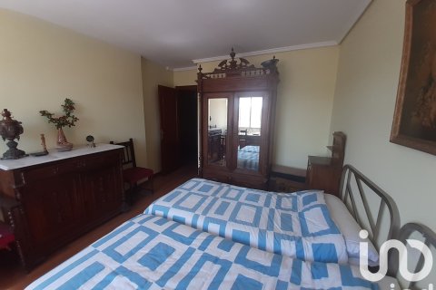 Продажа квартиры в Ла-Баньеса, Леон, Испания 4 спальни, 111м2 №185831 - фото 22