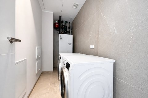 Apartment for sale in Palma de Majorca, Mallorca, Spain 3 bedrooms, 122 sq.m. No. 180181 - photo 12