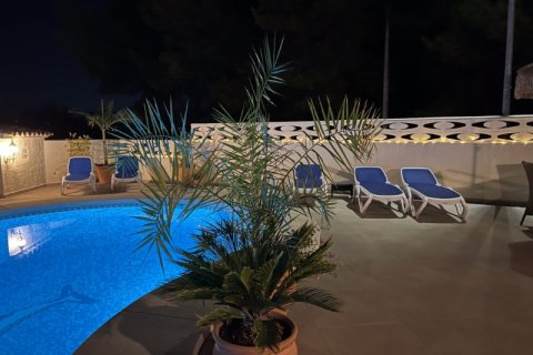 Villa zum Verkauf L'Alfàs del Pi, Alicante, Spanien 4 Schlafzimmer, 208 m2 Nr. 115836 - Foto 18