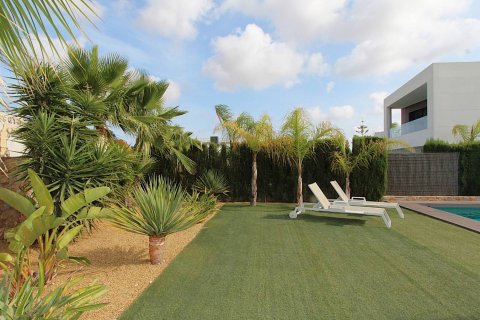 Villa for sale Rojales, Alicante, Spain 3 bedrooms, 160 sq.m. No. 115710 - photo 6