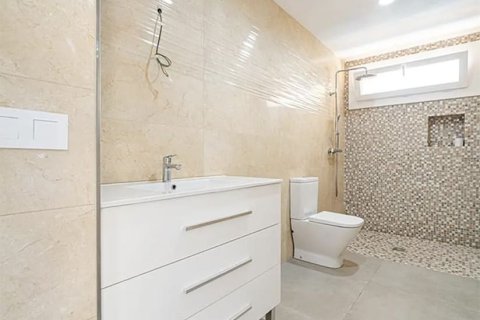 Villa till salu i Cala Pi, Mallorca, Spanien 3 sovrum, 200 kvm. Nr. 143767 - foto 6