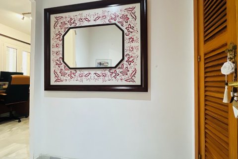 Tvåvåningslägenhet till salu i Mallorca, Spanien 5 sovrum, 162 kvm. Nr. 143763 - foto 15