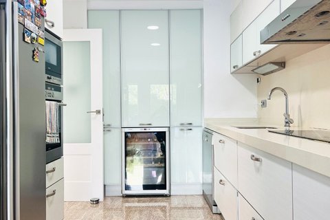 Tvåvåningslägenhet till salu i Mallorca, Spanien 5 sovrum, 162 kvm. Nr. 143763 - foto 7