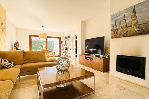 Tvåvåningslägenhet till salu i Mallorca, Spanien 5 sovrum, 162 kvm. Nr. 143763 - foto 26