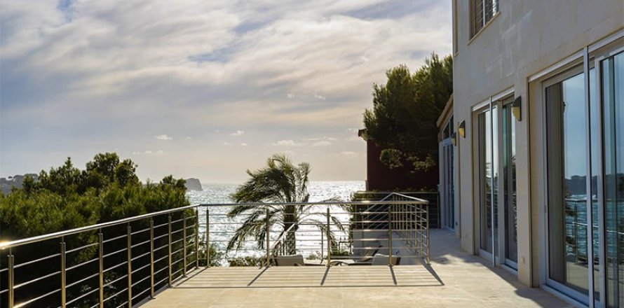 Villa i Costa De La Calma, Mallorca, Spanien 3 sovrum, 376 kvm. Nr. 143761
