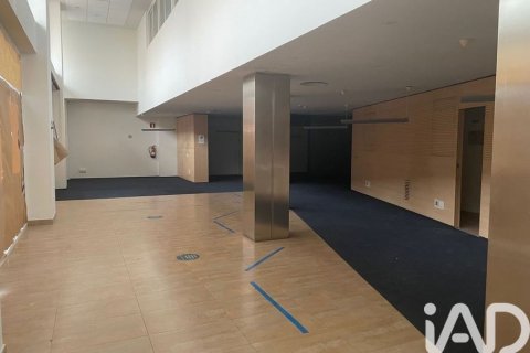 Propiedad comercial en venta en El Campello, Alicante, España 516 m2 No. 188467 - foto 2