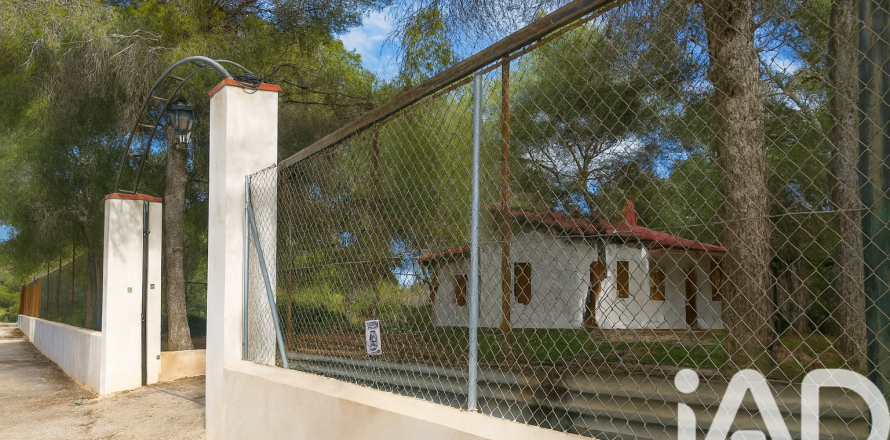 Сasa en Pilar de la Horadada, Alicante, España 3 dormitorios, 150 m2 No. 188463