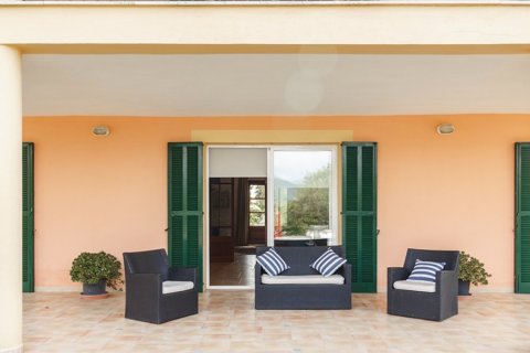 Villa for sale in Inca, Mallorca, Spain 4 bedrooms, 375 sq.m. No. 148007 - photo 27